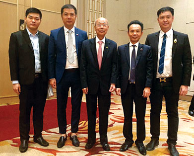 蔡经锋副会长率同仁出席中总暨各行业公会联谊会第217次聚餐会并代表发言 蔡经锋副会长率同仁出席中总暨各行业公会联谊会第217次聚餐会并代表发言