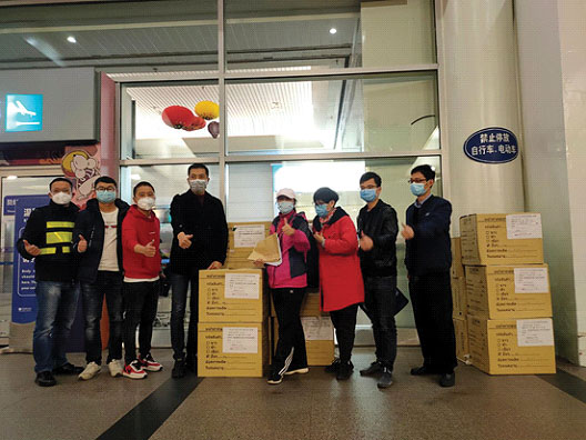 泰国石狮商会为故国抗击疫情捐献医疗物质 泰国石狮商会为故国抗击疫情捐献医疗物质