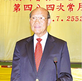 潮馆暨各同乡会首长举行第484次聚餐会作东单位潮安同乡会理事长张建基主持餐会致开会词潮馆主席陈汉士博士致词报告十月组团参观世博会