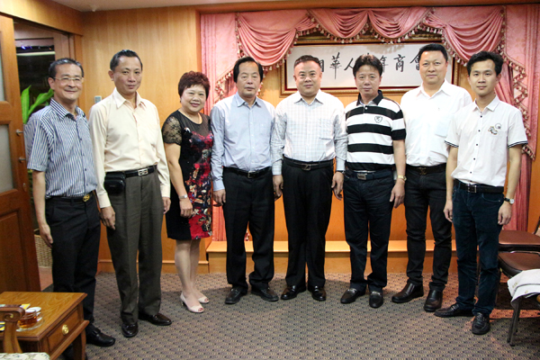 汕头企业家陈桂洲林志强来访青商会