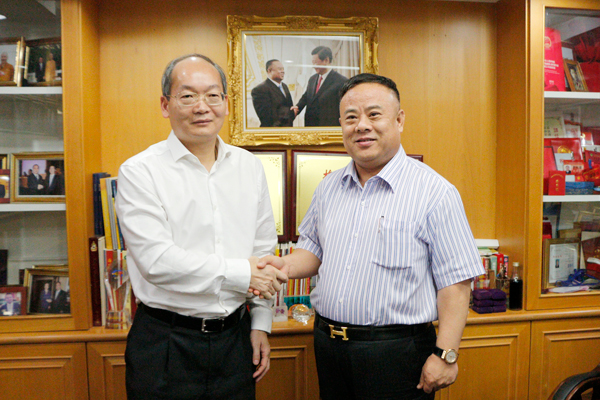 李桂雄会长欢迎广州港集团董事长陈洪先